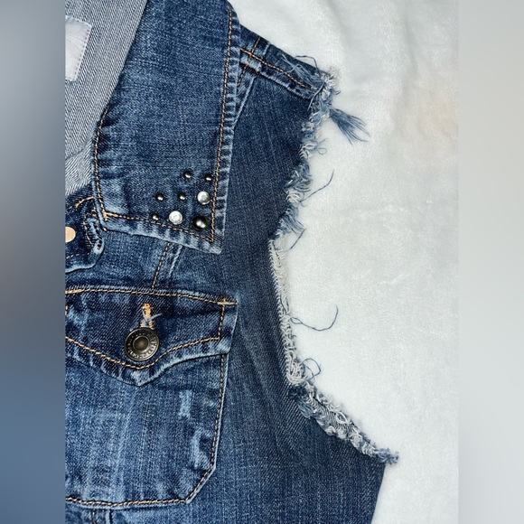 Frida Kahlo Upcycled Embellished Denim Vest - Picture 5 of 13